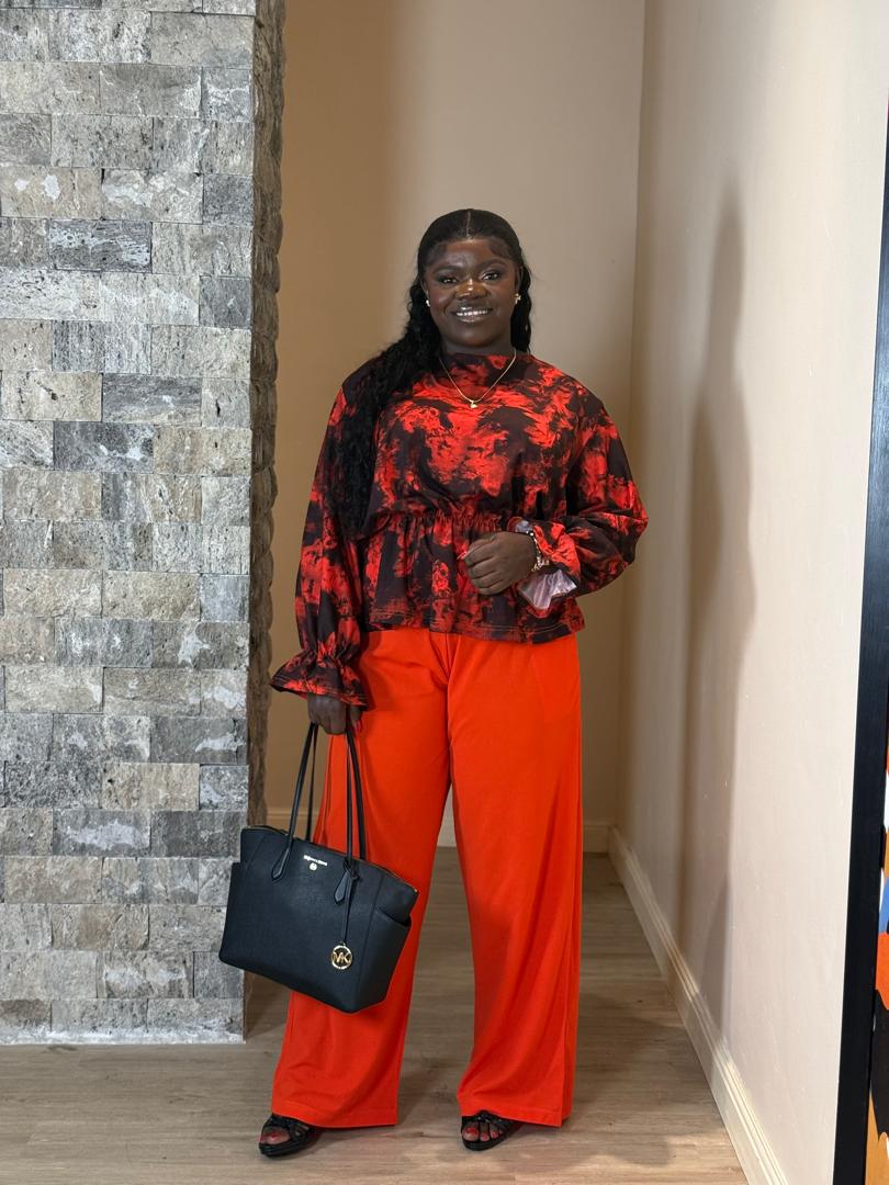 Hannah’s classy style two piece