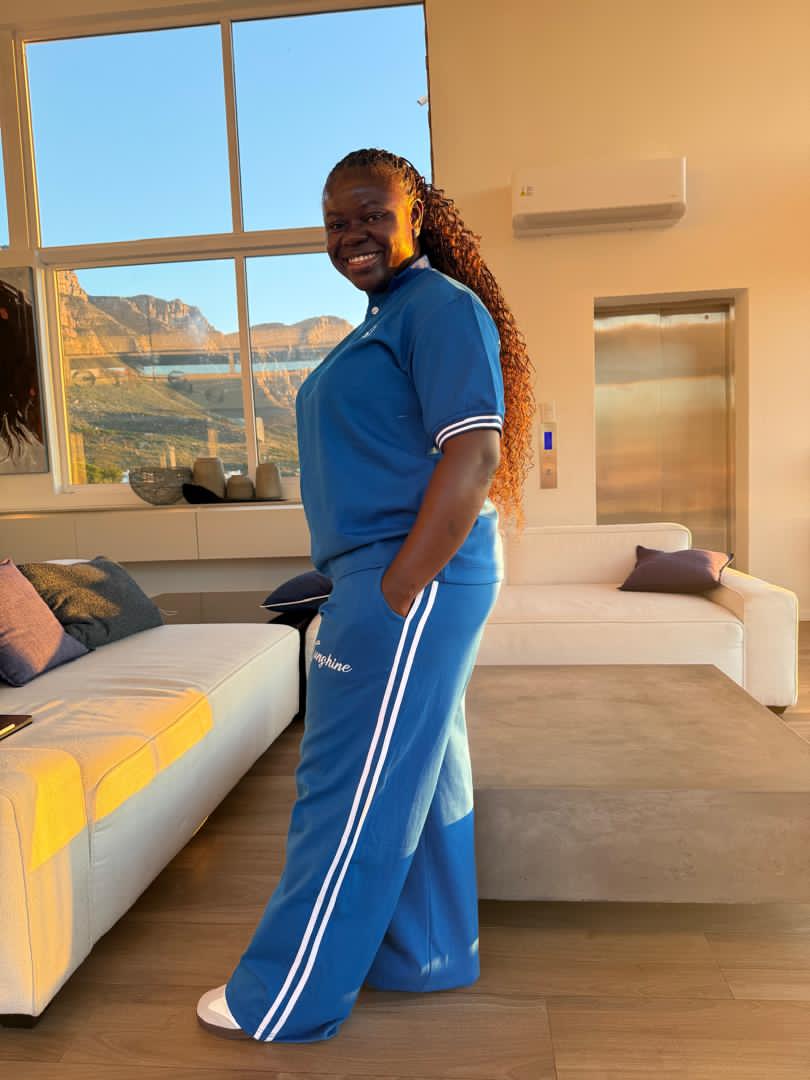 Cute sporty joggers set
