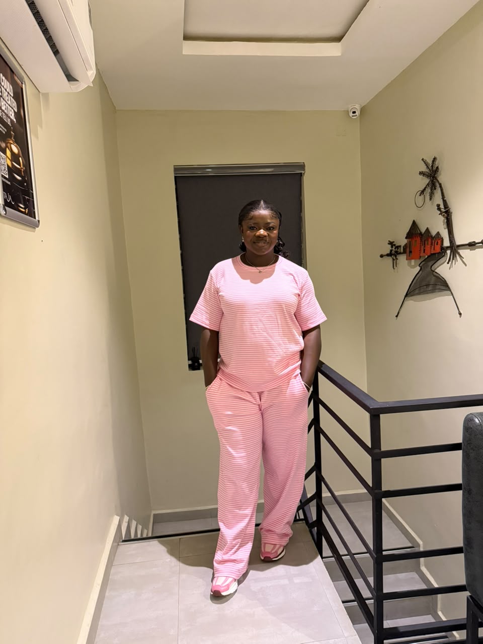 Gorgeous pajamas 2 piece NC 7