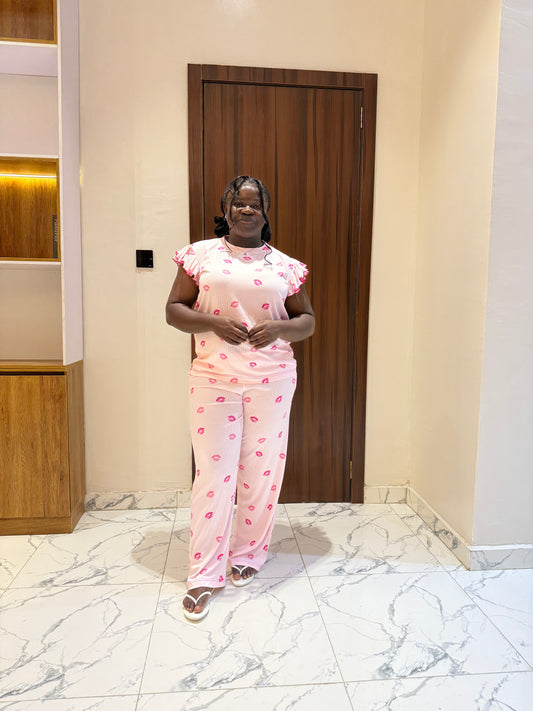 Kissy design pajamas