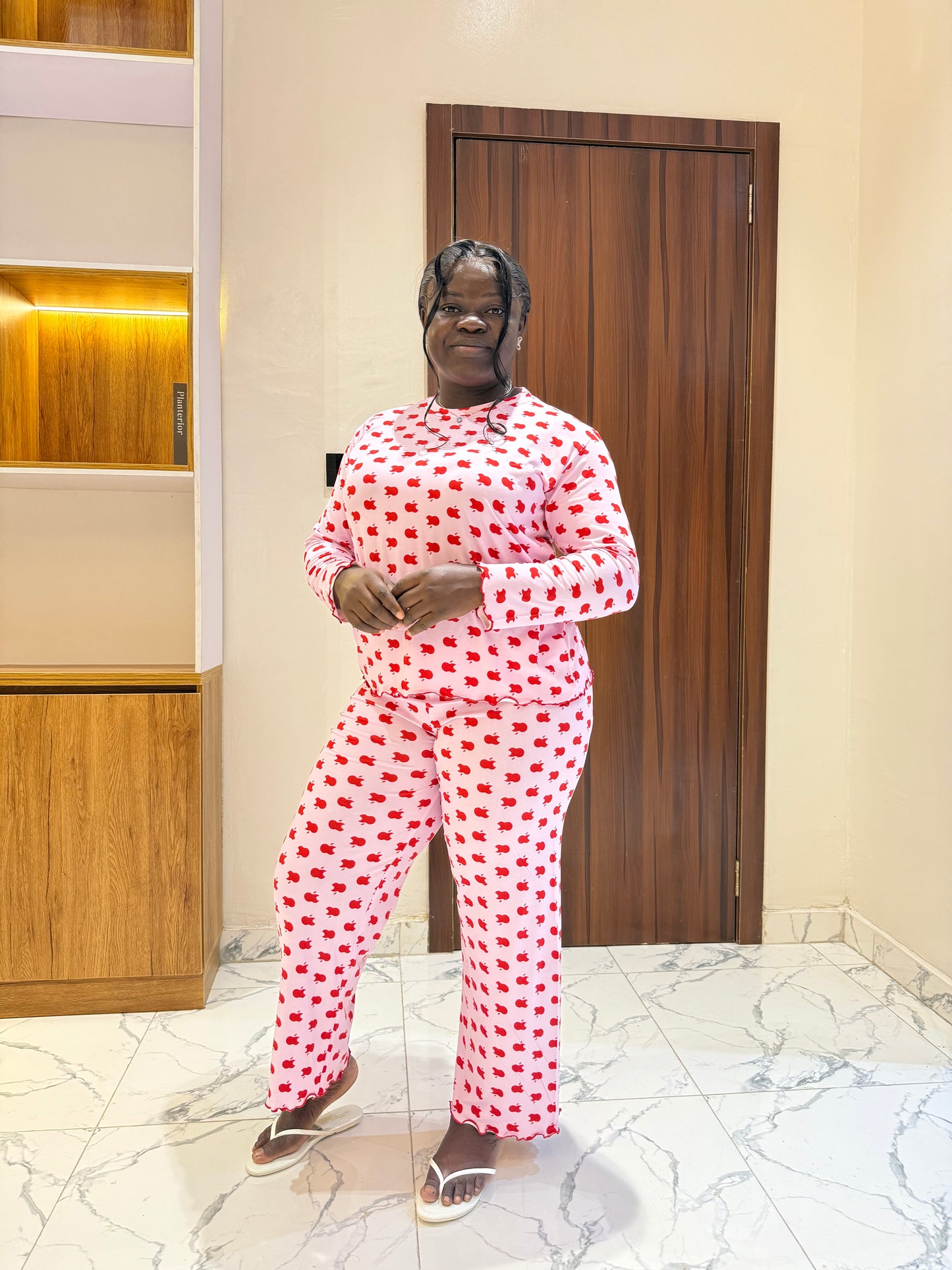 Cute apple pajamas set