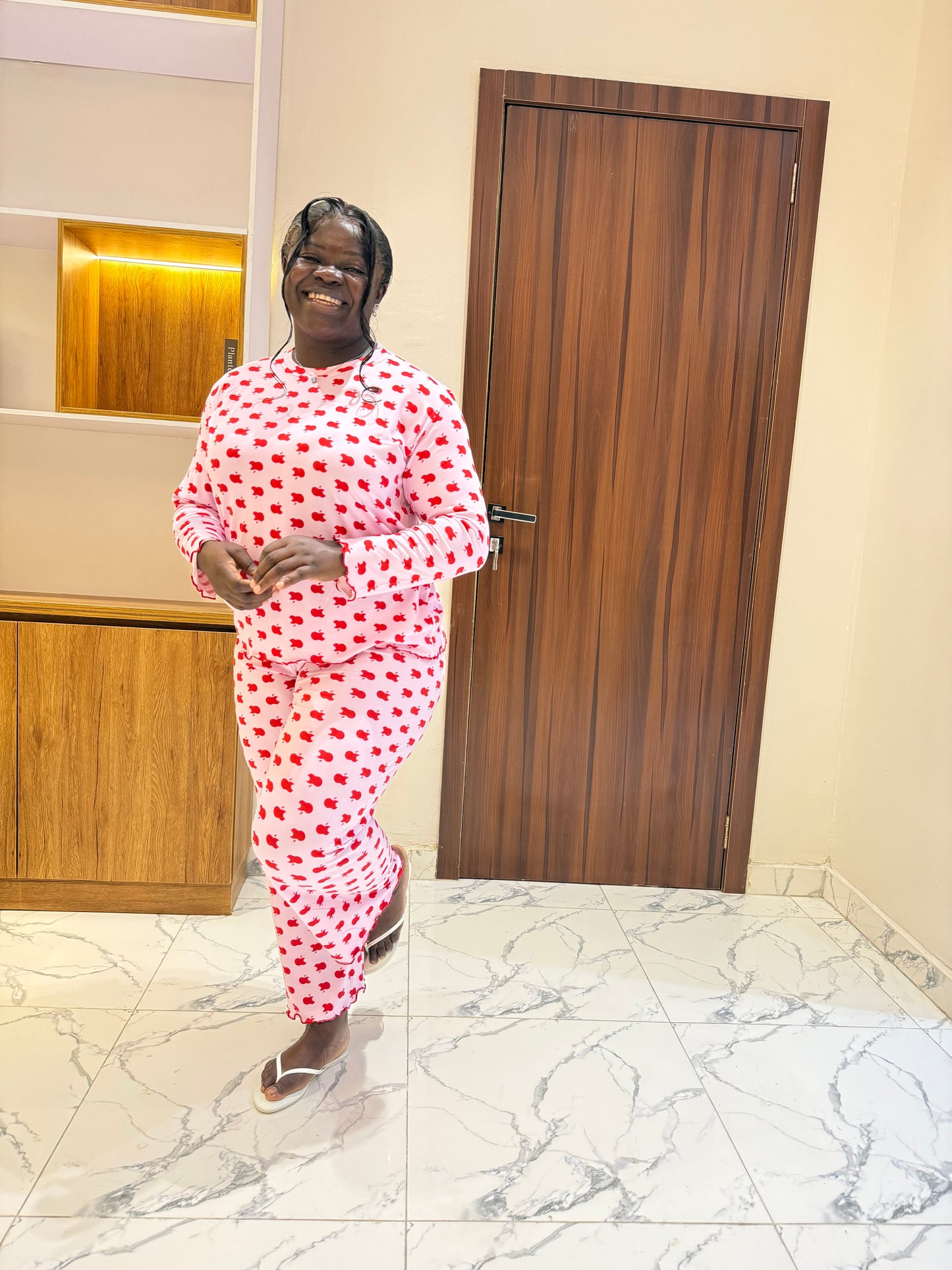 Cute apple pajamas set